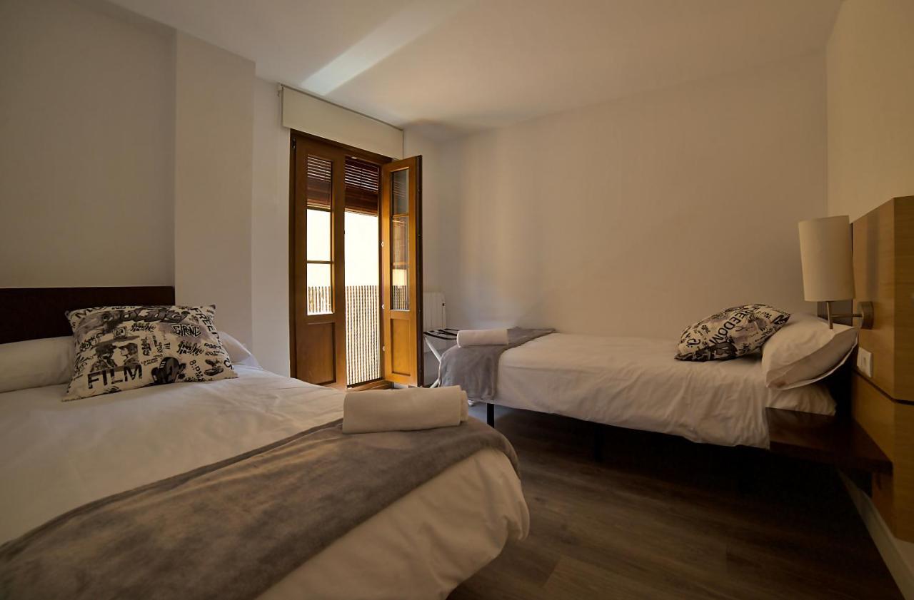 Apartamentos Barrio Humedo Catedral 2 Leon Bagian luar foto